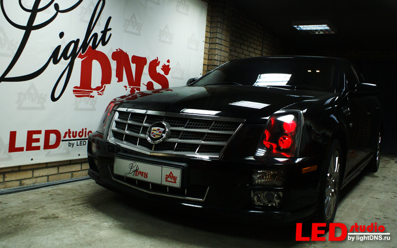 Cadillac STS  