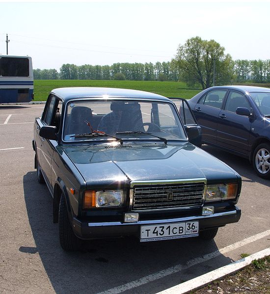 LADA 2107 (1982 - ..)