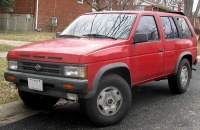NISSAN TERRANO (1986 - 1995)